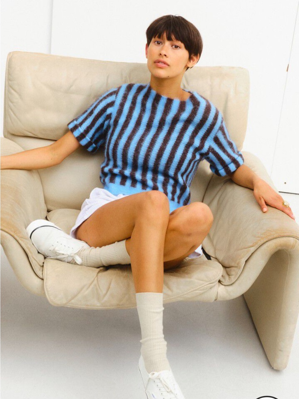American vintage like new brown and blue striped short sleeve sweater top
